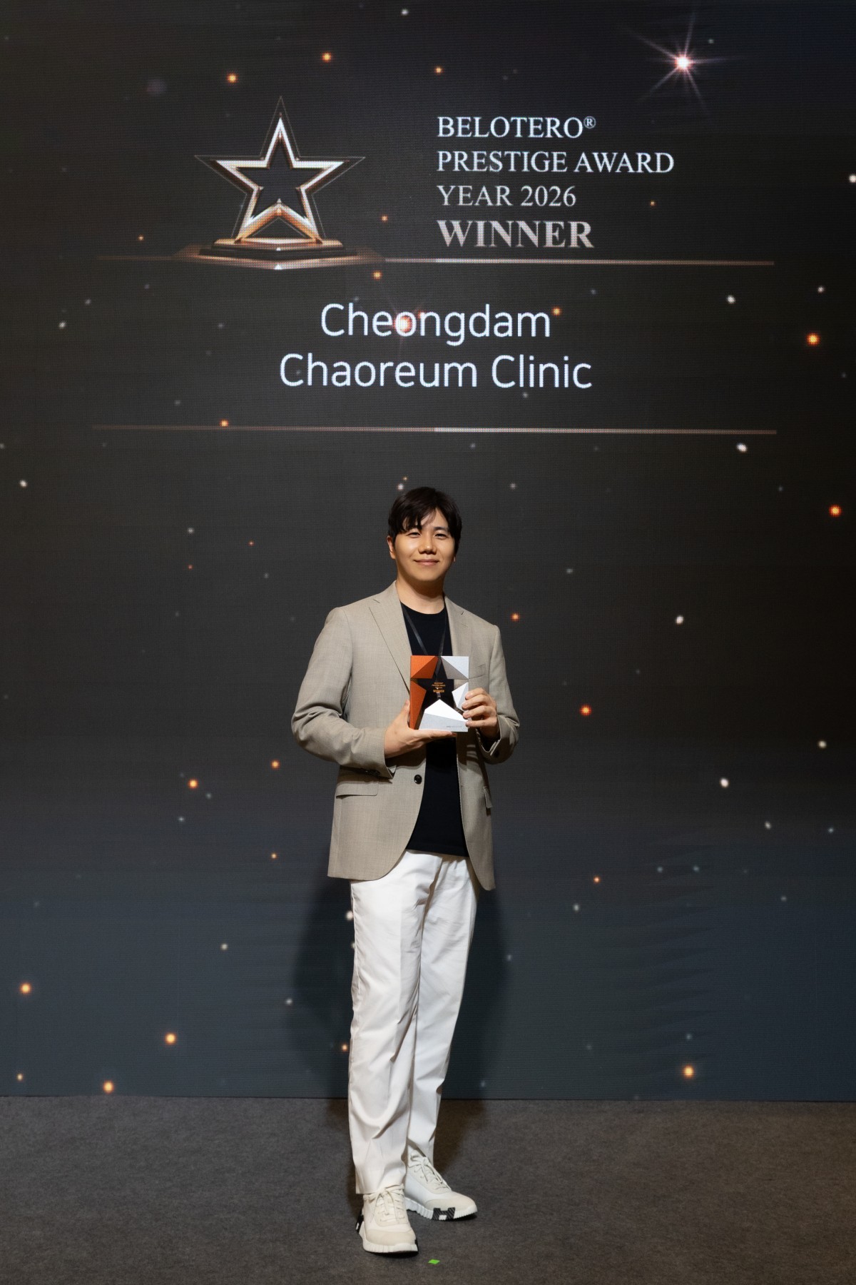 a2775e4e250aae6ab28f9284e871c23f_1785403253_2868.jpg